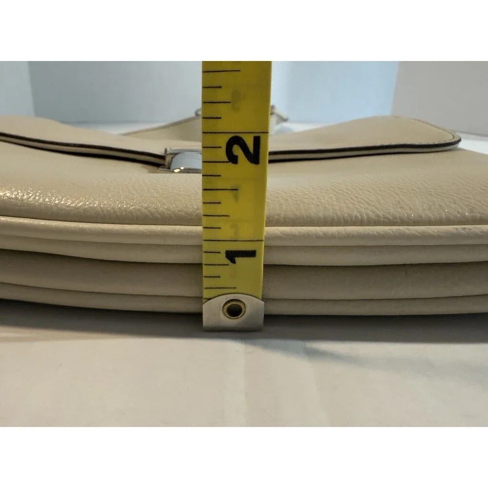 Liz Claiborne‎ CrossBody Purse Bag Taupe Faux Leather Front Flap RN70272 CA16396